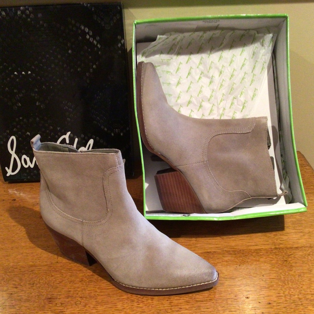 Sam Edelman,  Suede Bootie, womens Sz 7.5M, NiB